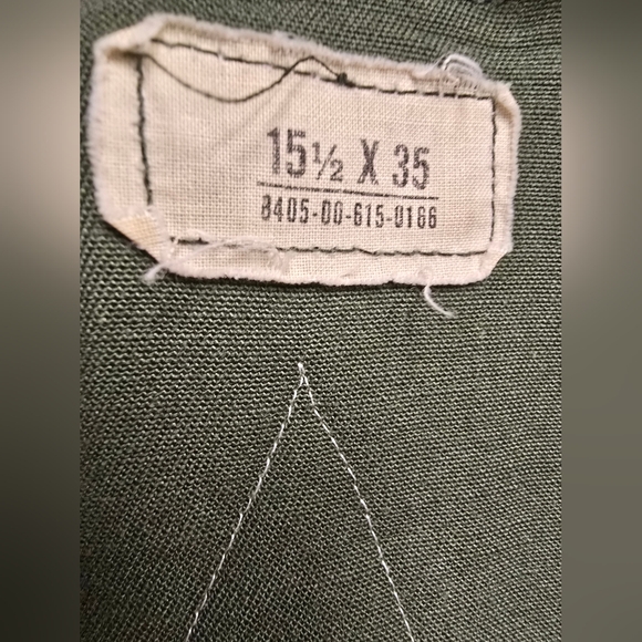 Upcycled Vintage Army Utility Jacket W Vintage Quilted Stars, Patches, Embroider - Picture 14 of 16